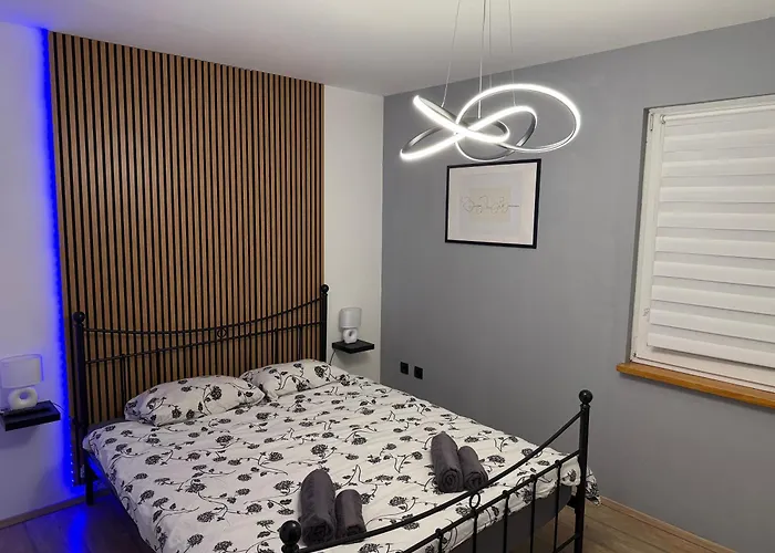 Manolo House Nyaraló *